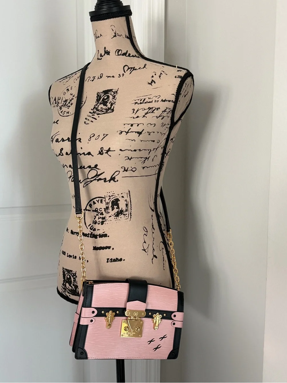 Authentic Louis Vuitton M53191 Petite Malle Clutch/Crossbody Black and Rose Pink